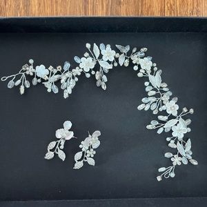 Beautiful silver sparkle flower bridal hair piece and earrings